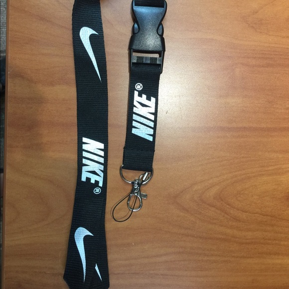 nike keychain necklace